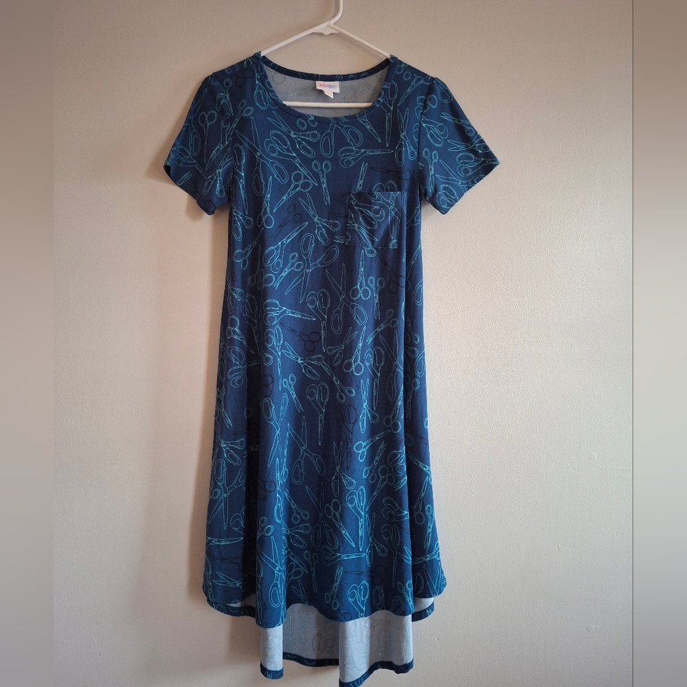 LuLaRoe Carly scissor print hairdresser  comfy super soft blue green